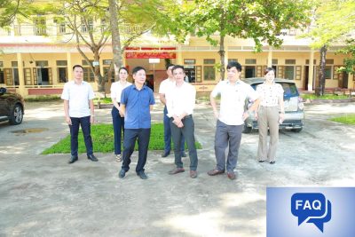 ĐỒNG CHÍ PHẠM VĂN SƠN – UV BCH ĐẢNG BỘ TỈNH, BÍ THƯ ĐẢNG ỦY, CHỦ TỊCH HDND XÃ THĂM VÀ LÀM VIỆC TẠI TRƯỜNG